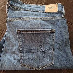 Denizen Mid rise Skinny. 18 S distressed/no hem. Cute!!